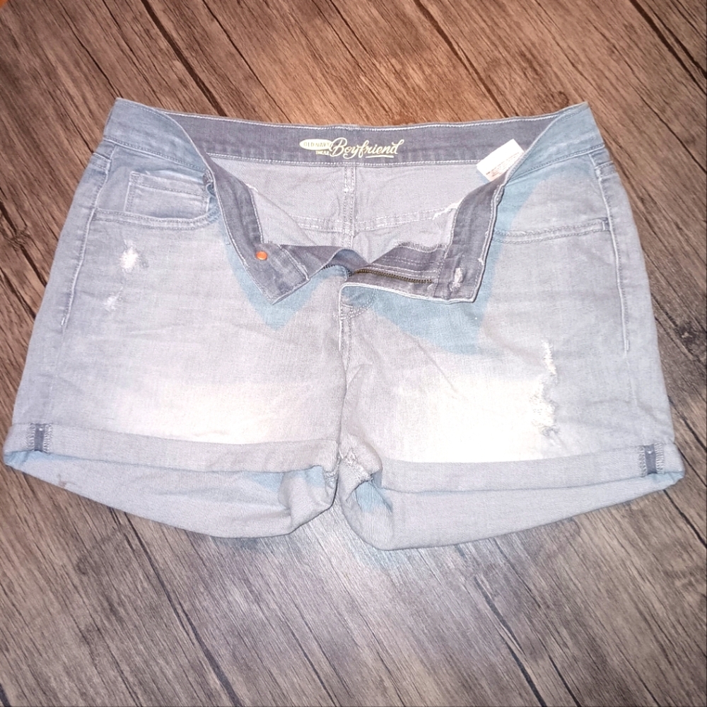 Old Navy "The Boyfriend" Jean Short Grey Sz 10